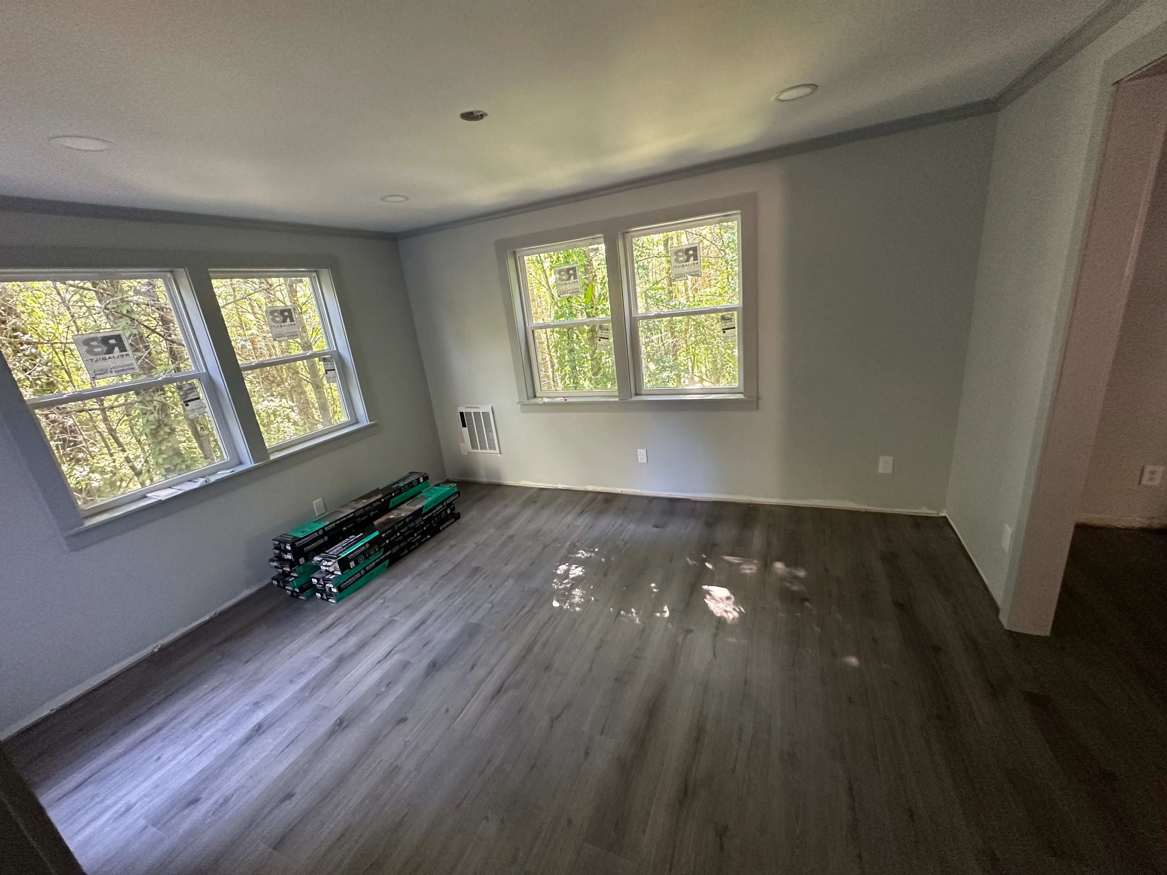 Home improvement services including flooring, siding, and painting